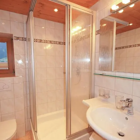 咖尼海因巴奇尔豪富酒店