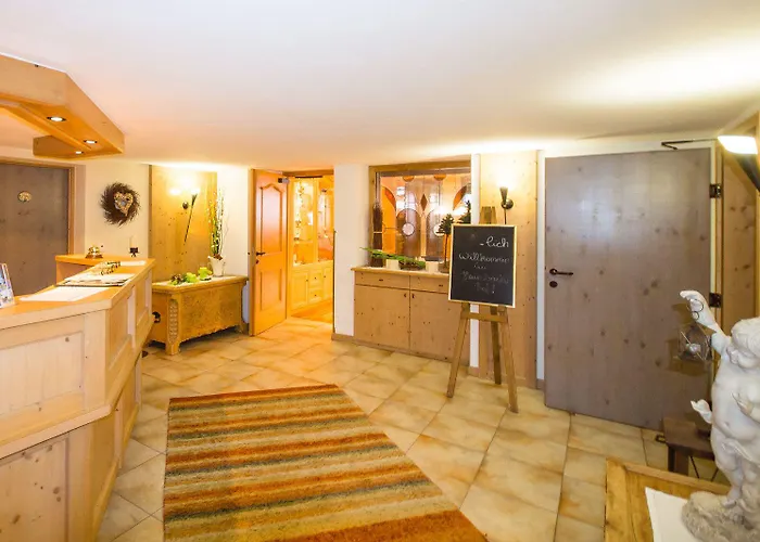 Hotel Garni Hainbacherhof Solden