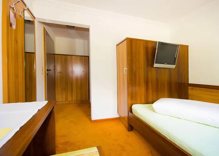 咖尼海因巴奇尔豪富酒店 索尔登