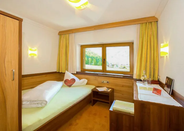 Garni Hainbacherhof Solden