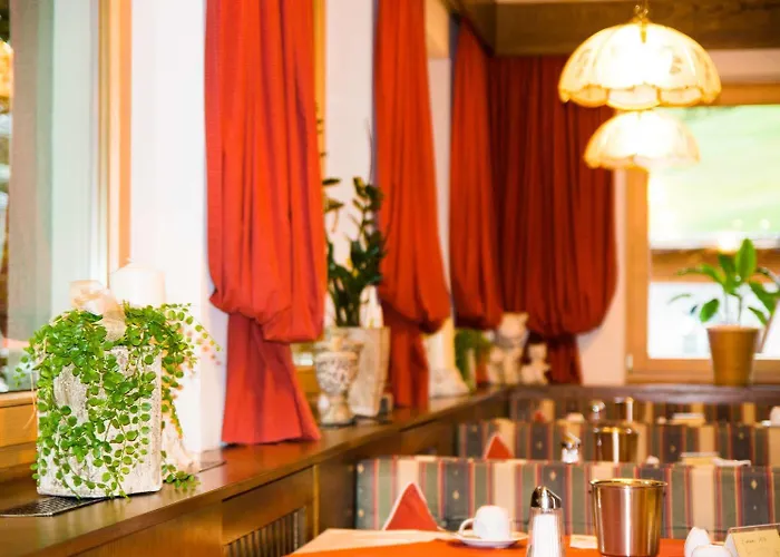 咖尼海因巴奇尔豪富酒店 索尔登