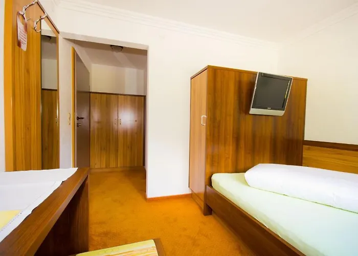 Szálloda Garni Hainbacherhof 3*