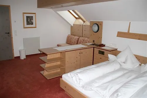 Szálloda Garni Hainbacherhof 3*