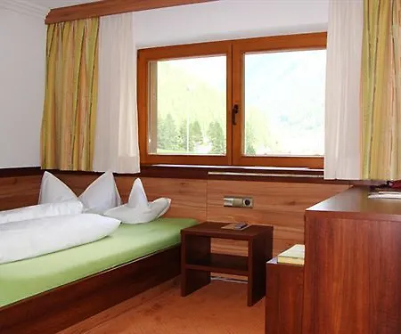 Garni Hainbacherhof Hotel 3*