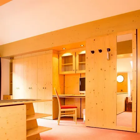 Garni Hainbacherhof 3* Sölden